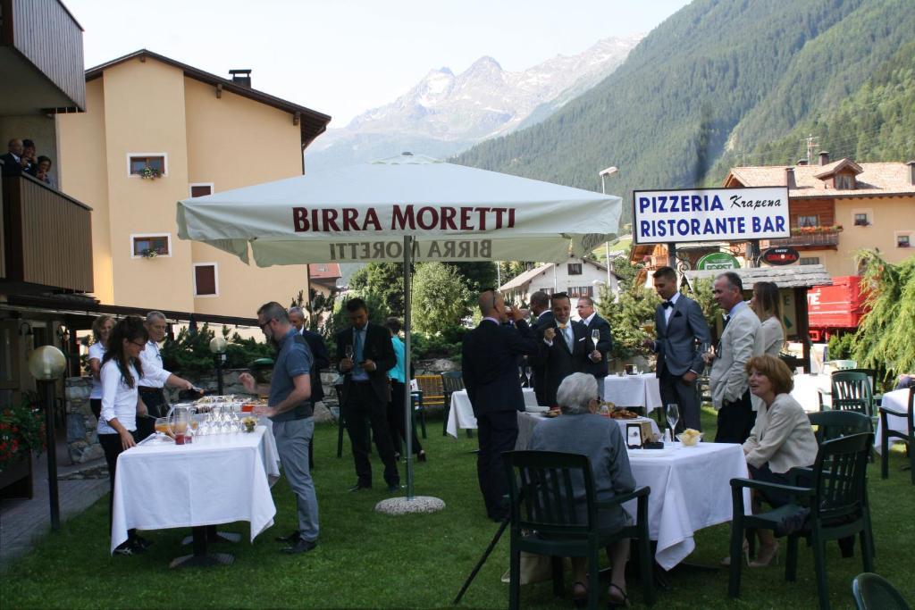 Residence Elga Valdisotto Buitenkant foto
